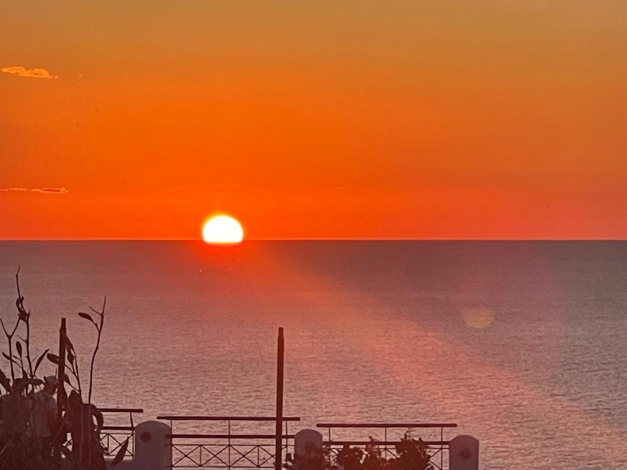 הוילה Oia Sunset House Pothitou מראה חיצוני תמונה